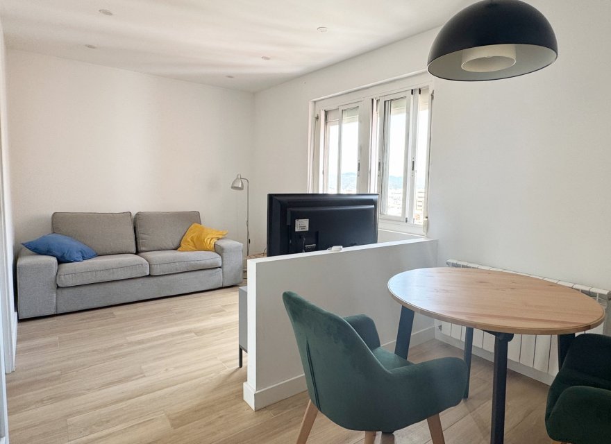 Reventa - Apartamento - Horta-Guinardo