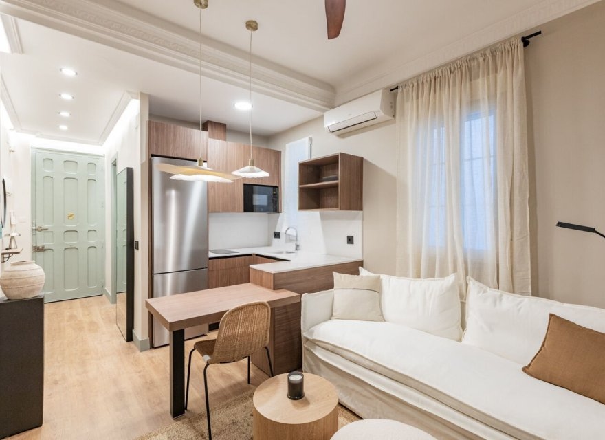 Reventa - Apartamento - Madrid - Lista