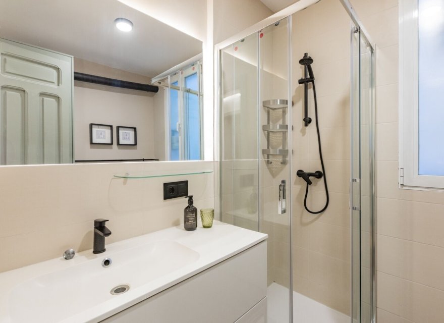 Reventa - Apartamento - Madrid - Lista