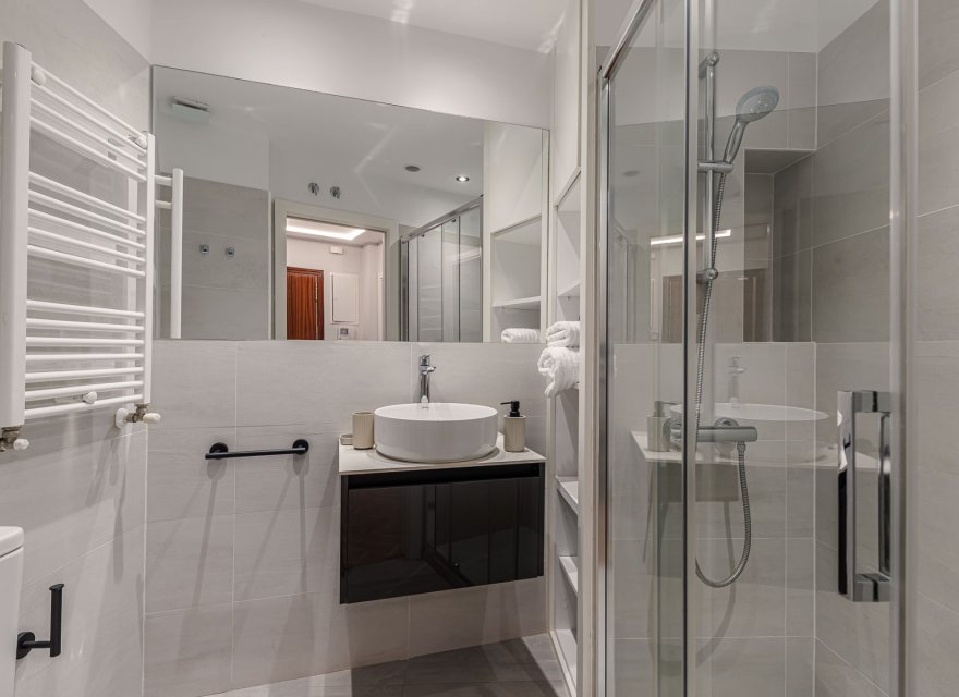 Reventa - Apartamento - Madrid