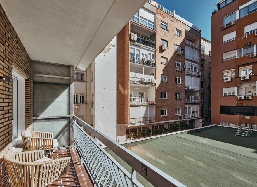 Reventa - Apartamento - Madrid