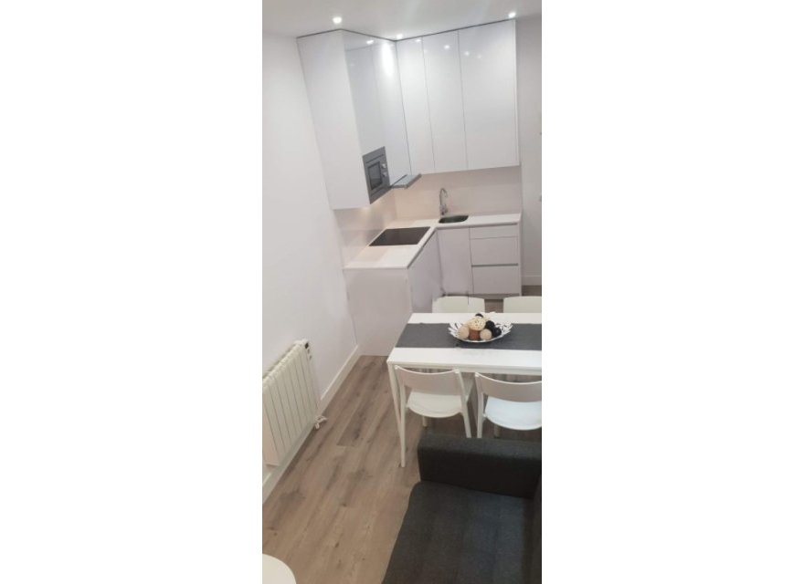 Reventa - Apartamento - Madrid