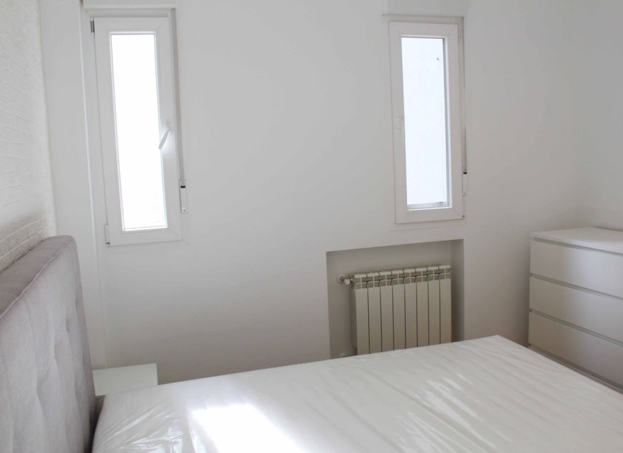 Reventa - Apartamento - Madrid