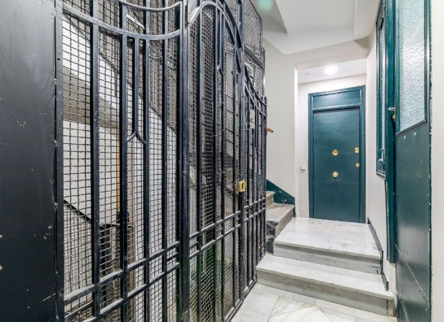 Reventa - Apartamento - Madrid