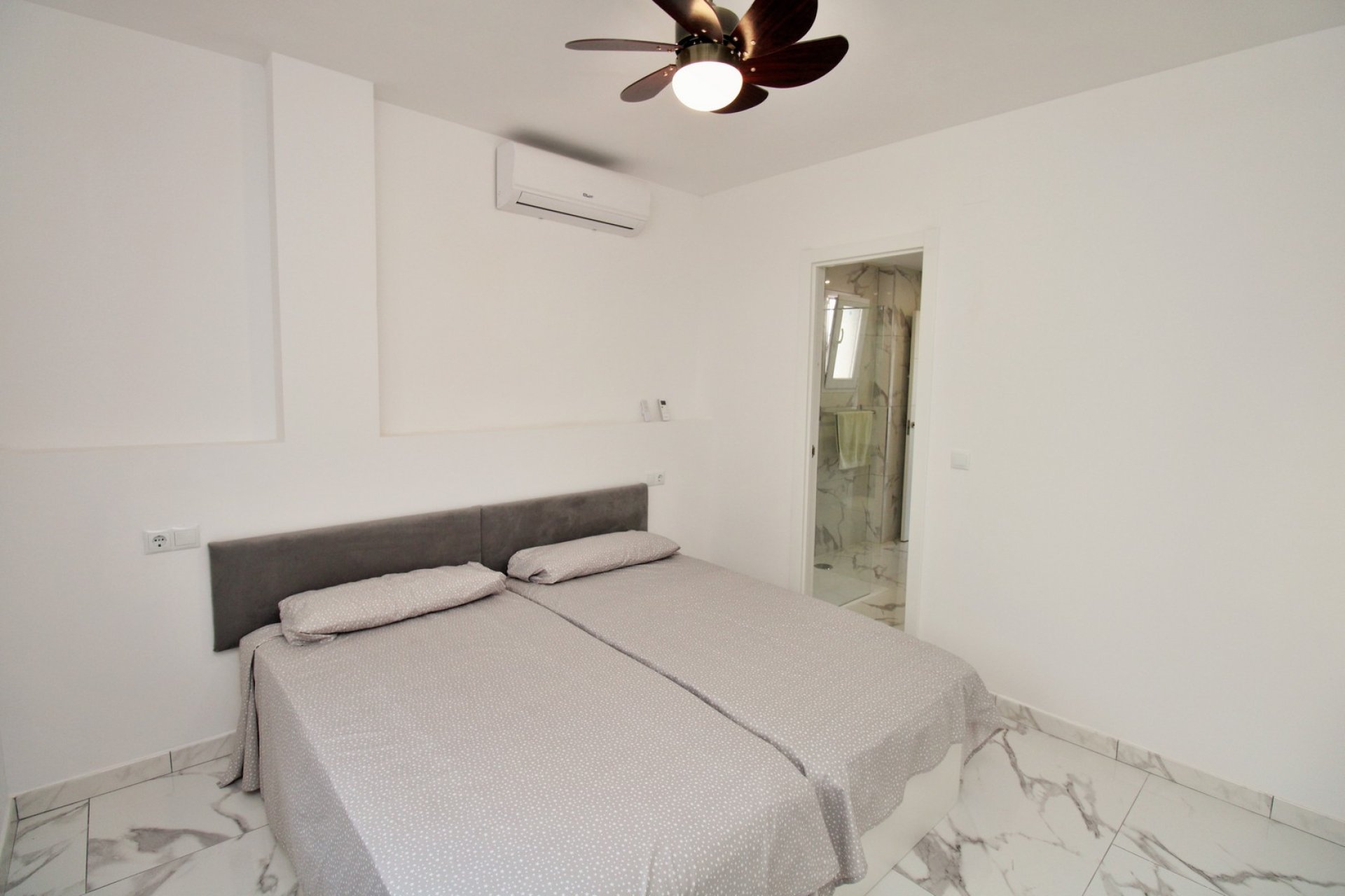 Reventa - Apartamento - Orihuela Costa - Villamartin