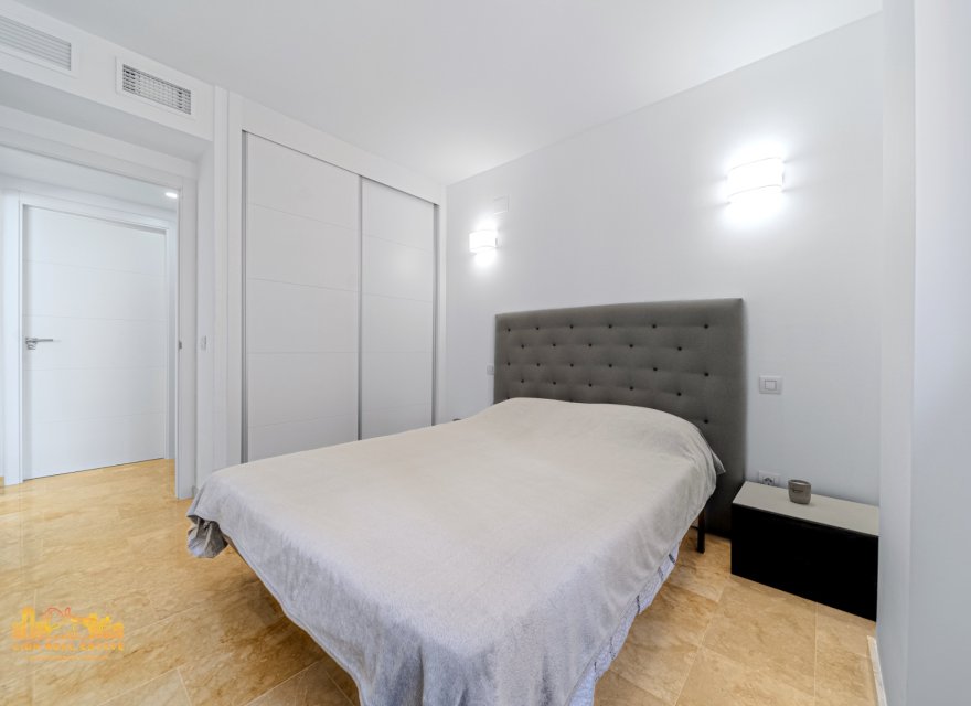 Reventa - Apartamento - Punta Prima