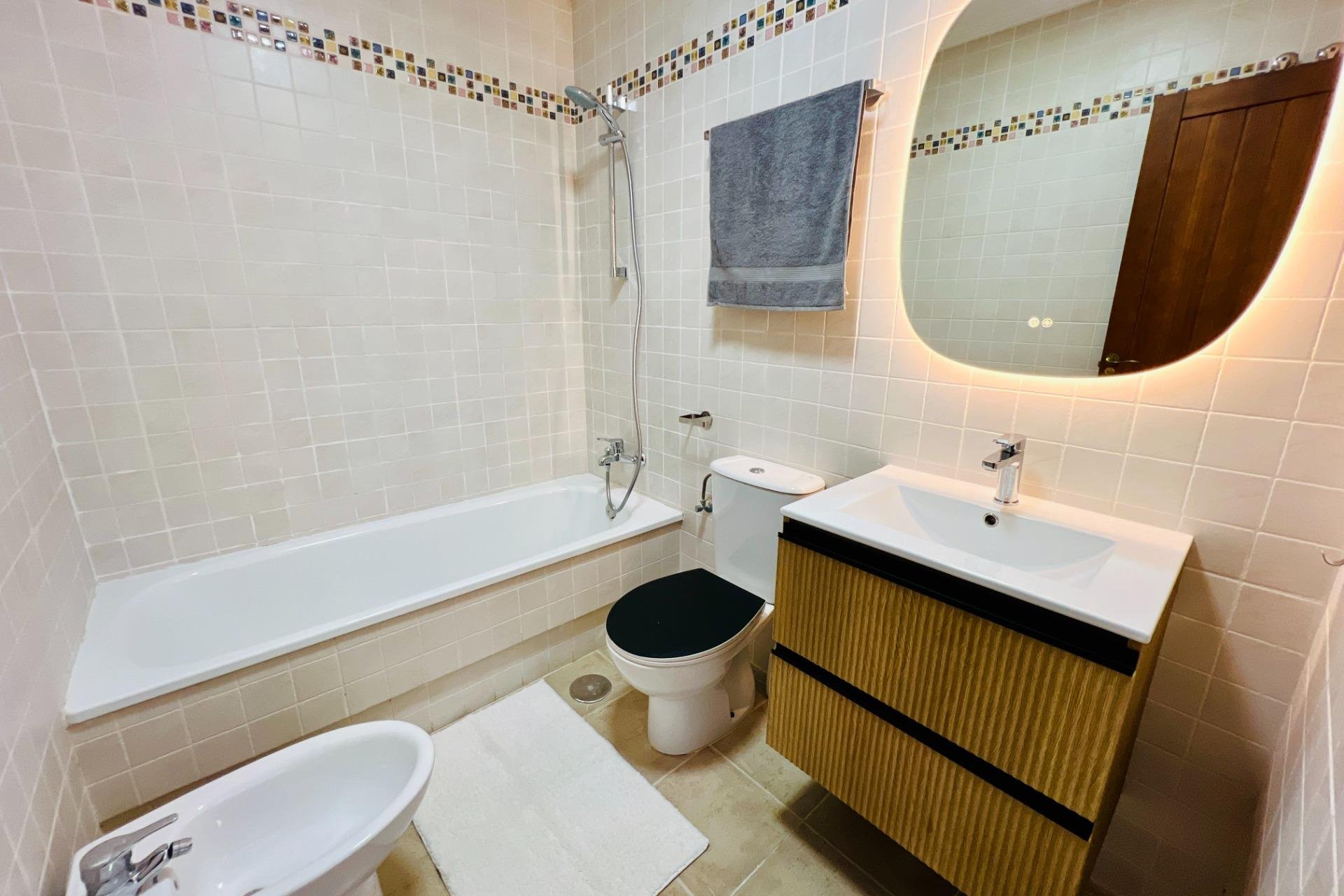 Reventa - Apartamento - Torrevieja - Aguas Nuevas