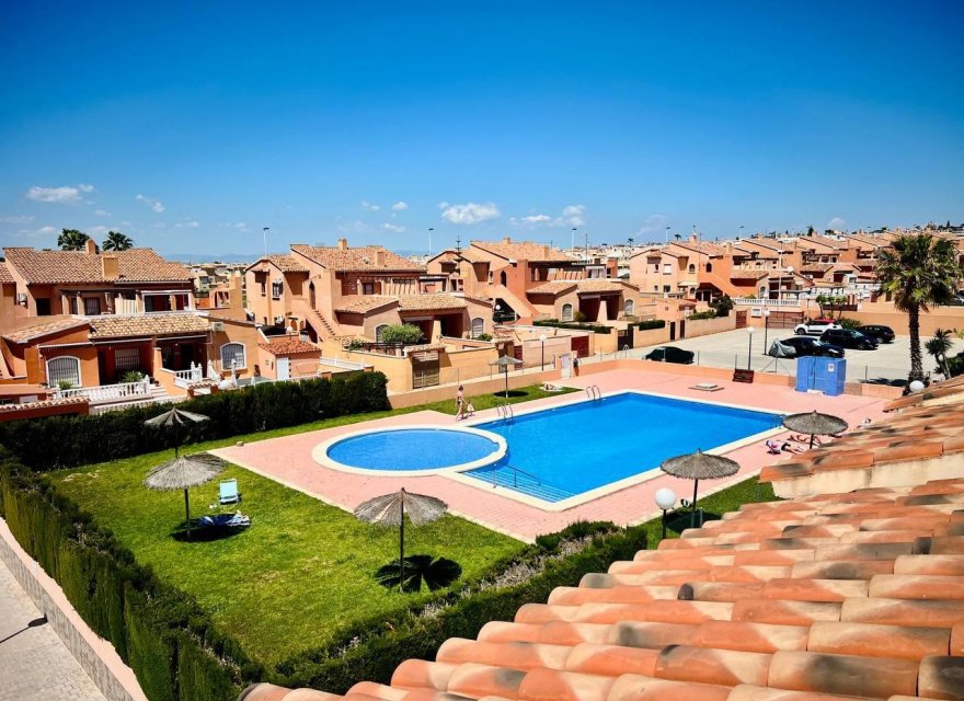 Reventa - Apartamento - Torrevieja - Aguas Nuevas