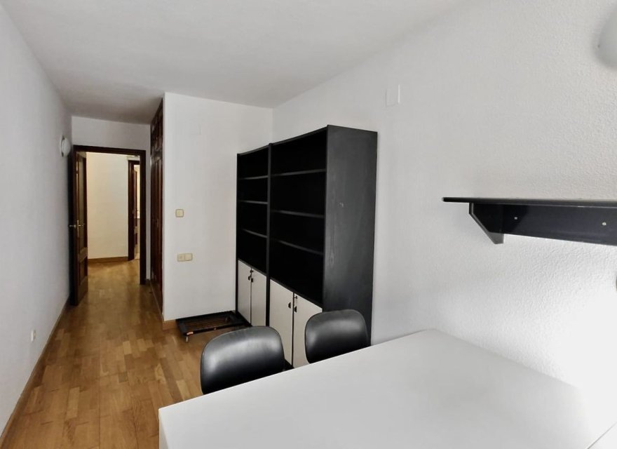 Reventa - Apartamento - Torrevieja - Centro - Muelle Pesquero