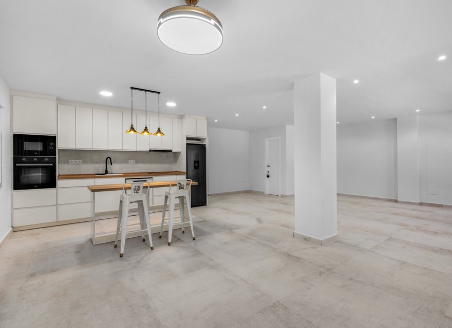 Reventa - Apartamento - Torrevieja - El Acequión - Los Náufragos