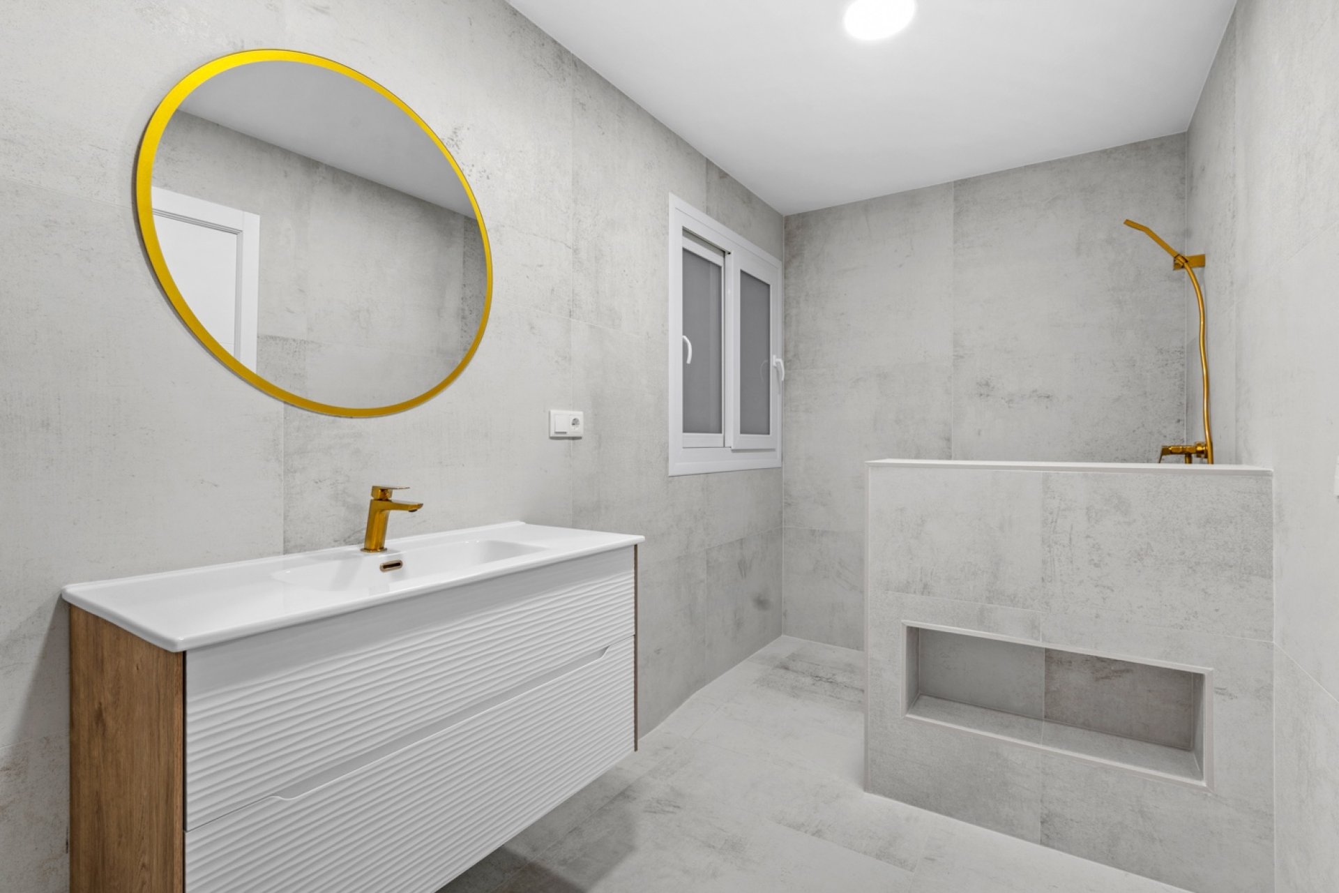 Reventa - Apartamento - Torrevieja - El Acequión - Los Náufragos