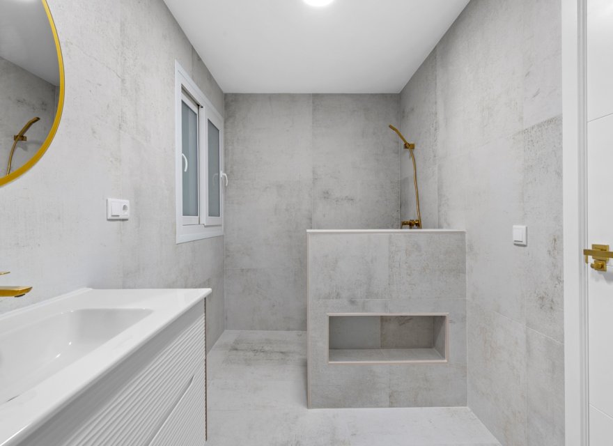 Reventa - Apartamento - Torrevieja - El Acequión - Los Náufragos