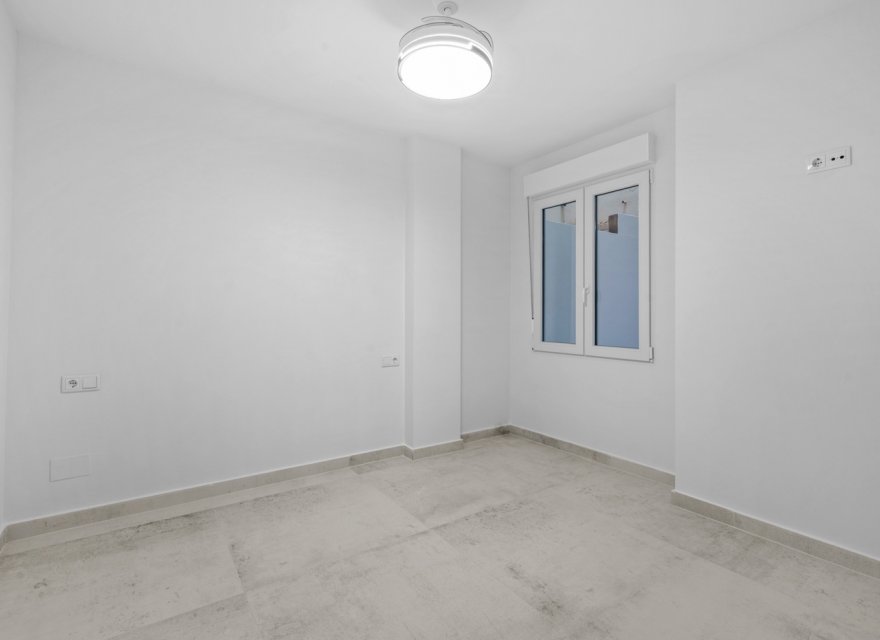 Reventa - Apartamento - Torrevieja - El Acequión - Los Náufragos