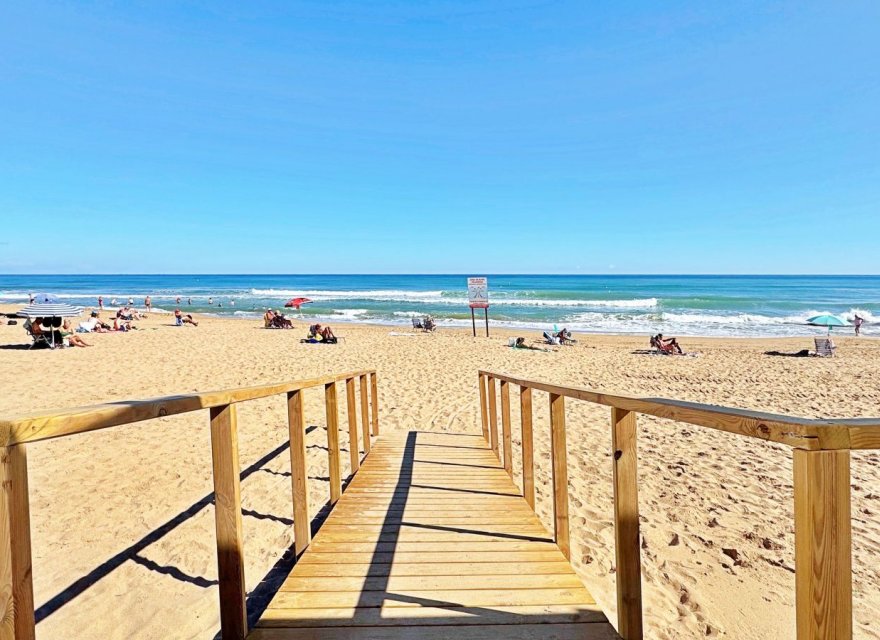 Reventa - Apartamento - Torrevieja - La Mata