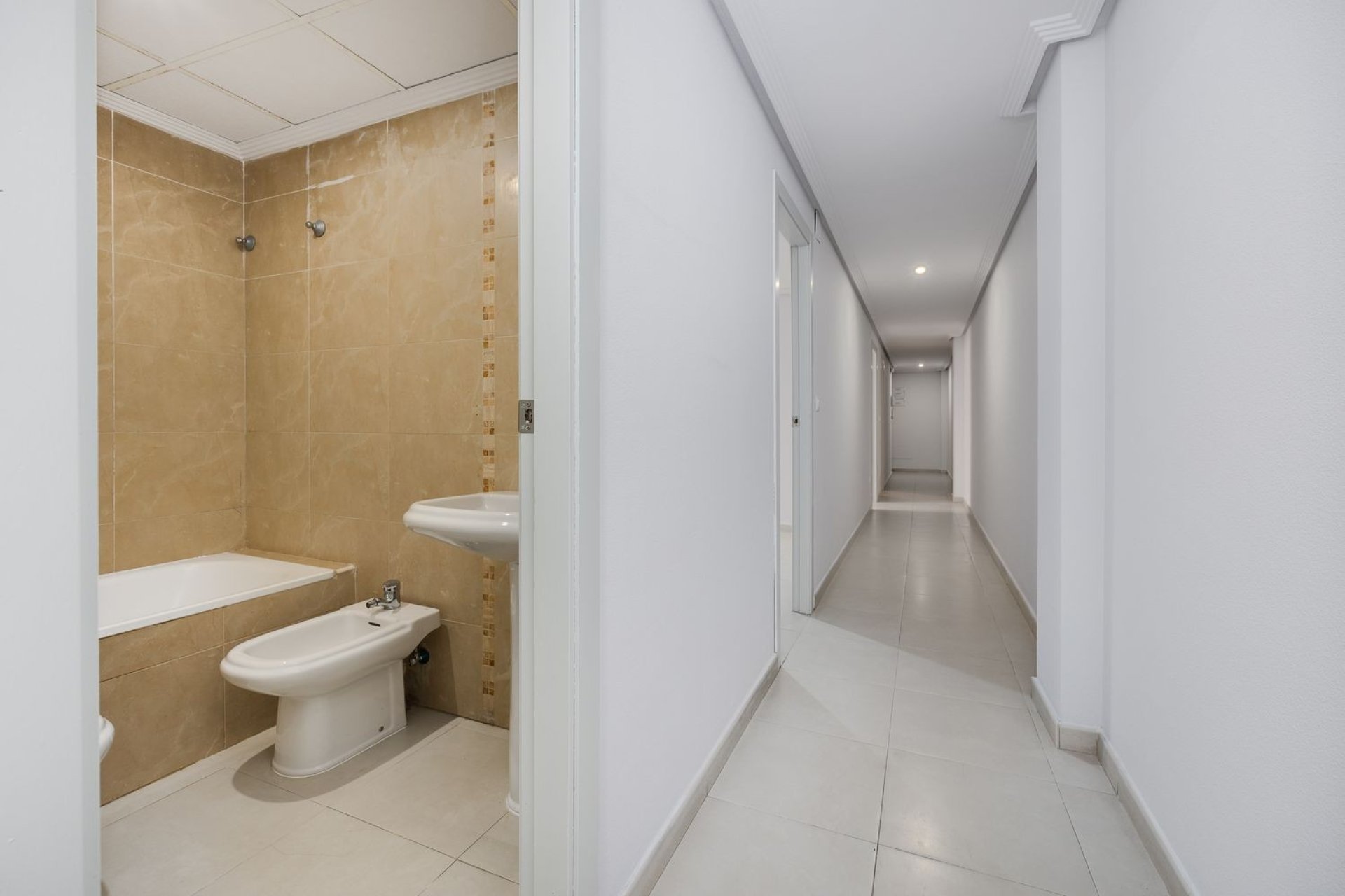 Reventa - Apartamento - Torrevieja - Las Piscinas Naturales