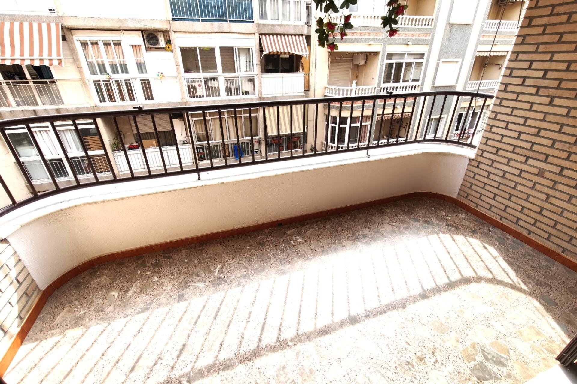 Reventa - Apartamento - Torrevieja - Playa del Cura