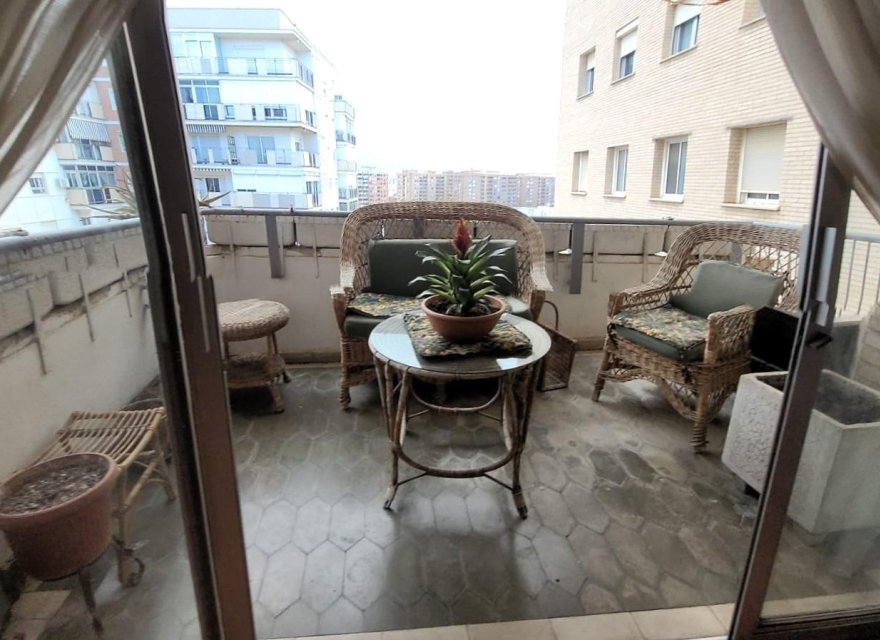 Reventa - Apartamento - Valencia - Ciutat Universitaria