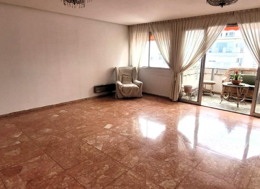Reventa - Apartamento - Valencia - Ciutat Universitaria