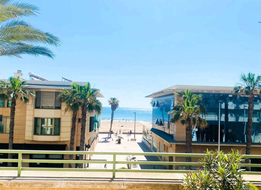 Reventa - Apartamento - Valencia - La playa de la Patacona