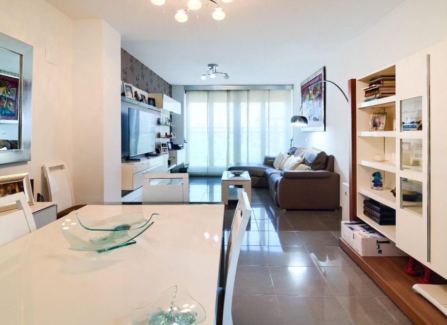 Reventa - Apartamento - Valencia - Quatre Carreres