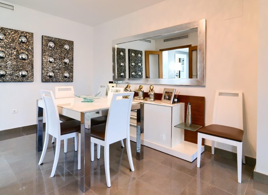 Reventa - Apartamento - Valencia - Quatre Carreres