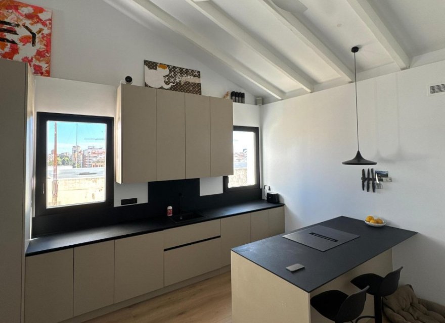 Reventa - Apartamento - Valencia