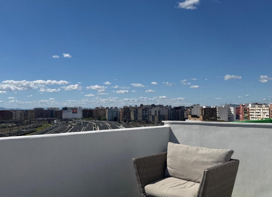 Reventa - Apartamento - Valencia