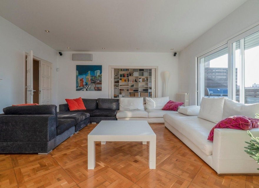 Reventa - Apartamento - Zona Alta