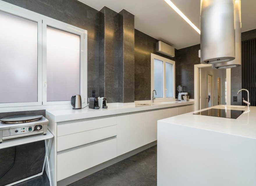 Reventa - Apartamento - Zona Alta