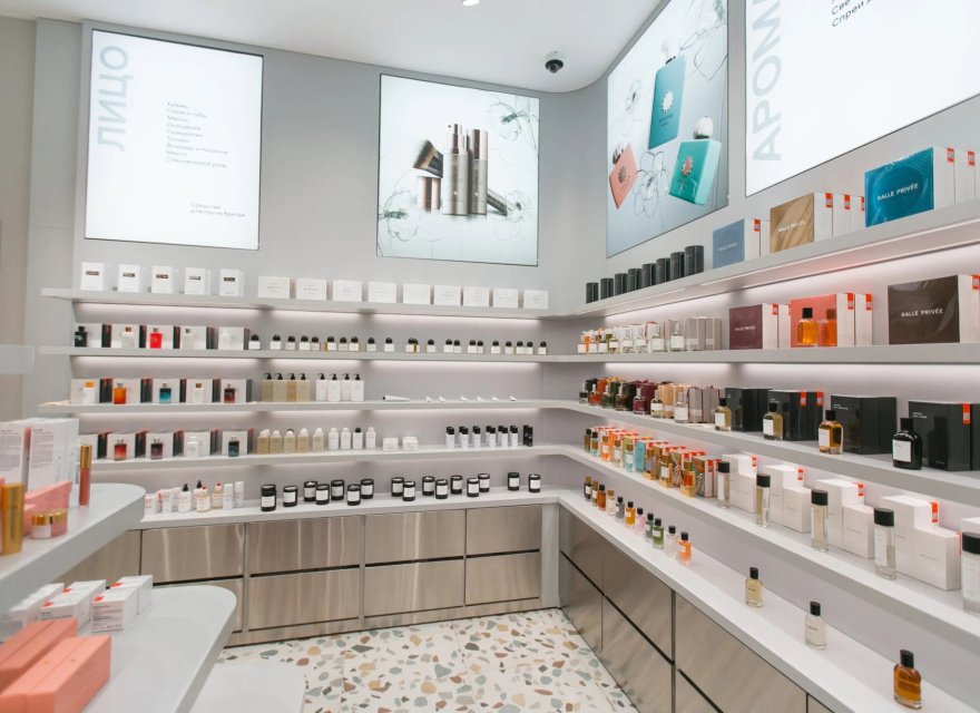 Reventa - Comercial - Barcelona