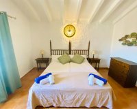 Reventa - Comercial - Felanitx