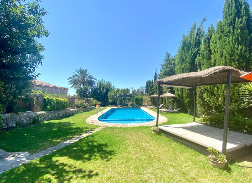 Reventa - Comercial - Felanitx