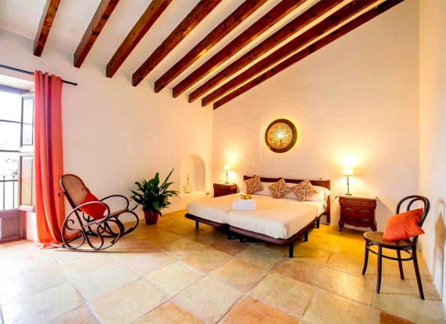 Reventa - Comercial - Felanitx