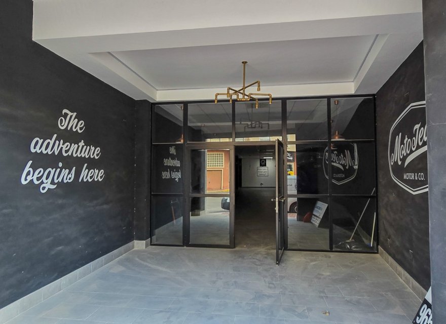 Reventa - Comercial - Guardamar del Segura - Center