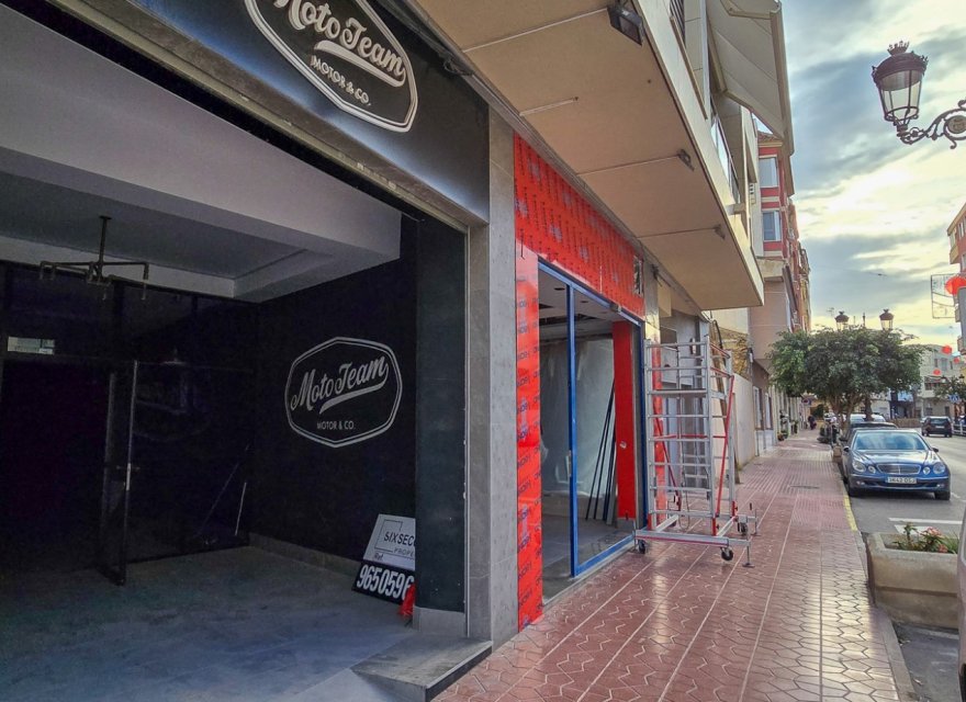Reventa - Comercial - Guardamar del Segura - Center