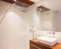 Reventa - Comercial - Valencia - Exposició