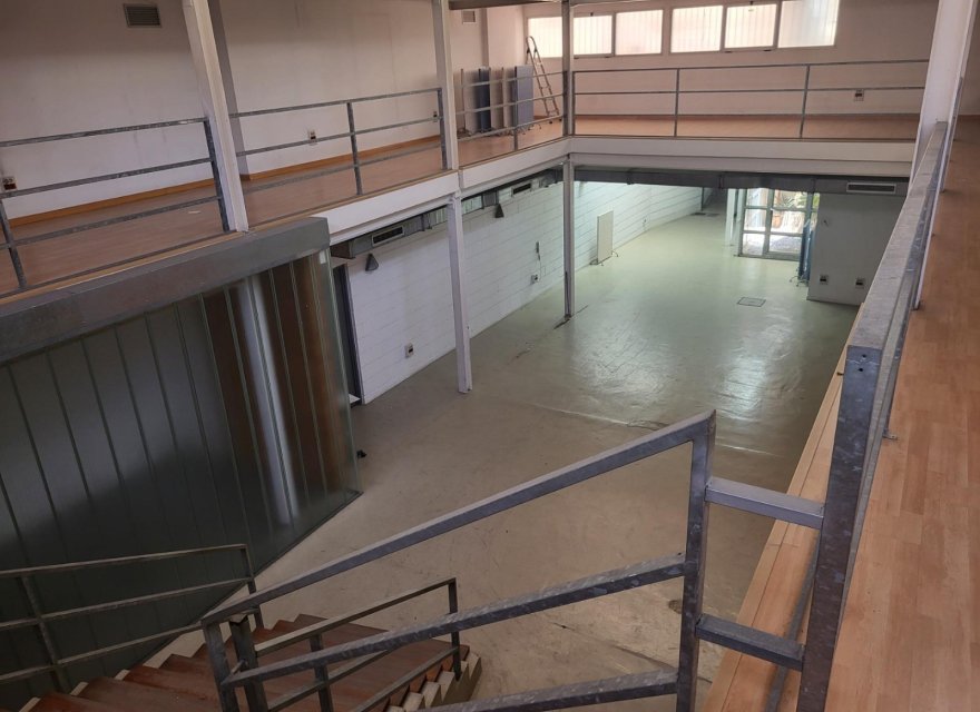 Reventa - Comercial - Valencia