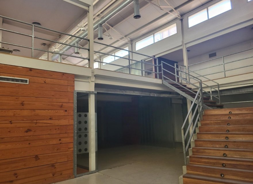 Reventa - Comercial - Valencia