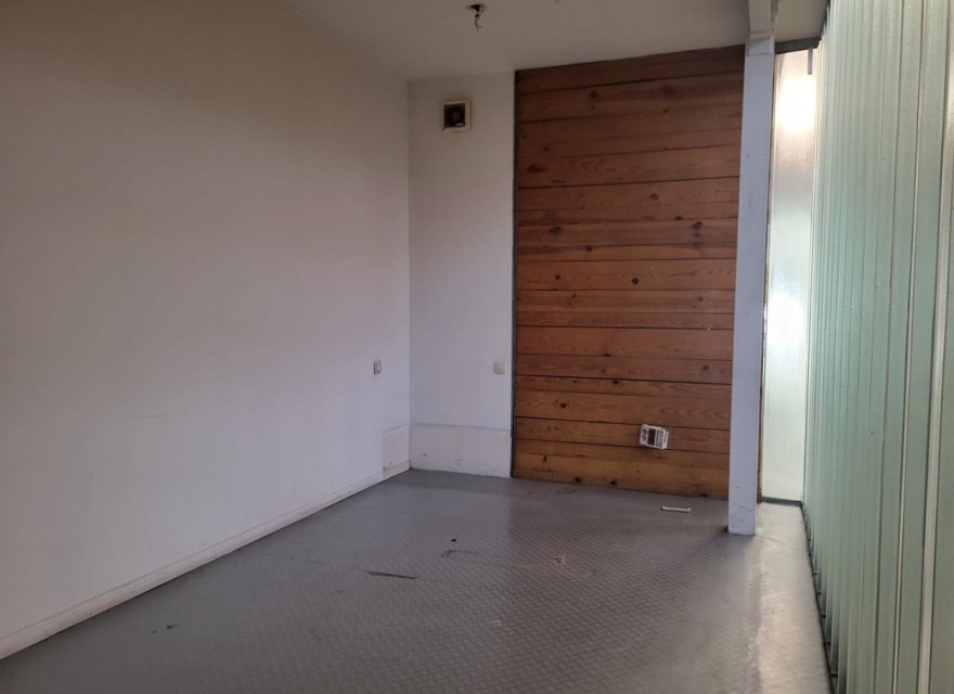 Reventa - Comercial - Valencia