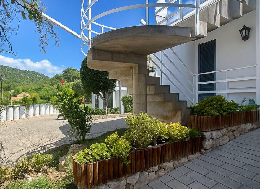 Reventa - Duplex - Portals Nous