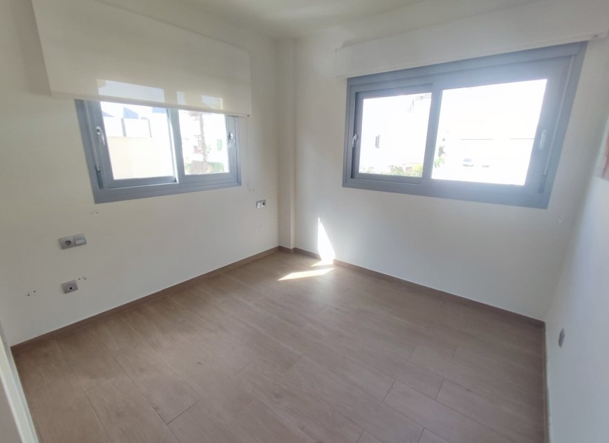 Reventa - Duplex - Torrevieja - El Acequión - Los Náufragos