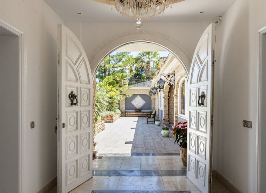 Reventa - Villa - Benahavís - Costa del Sol