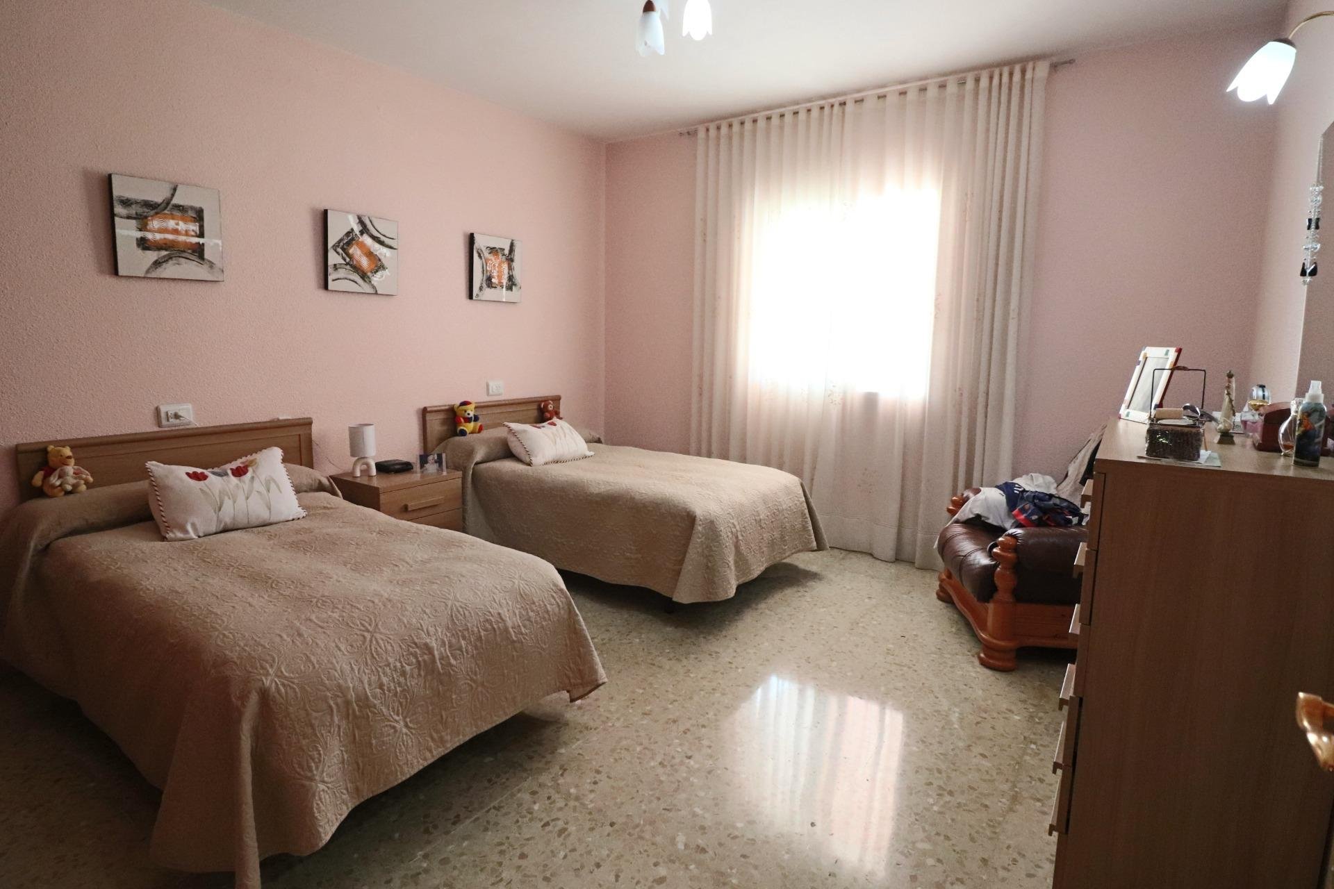 Reventa - Villa - Benidorm - Juzgados