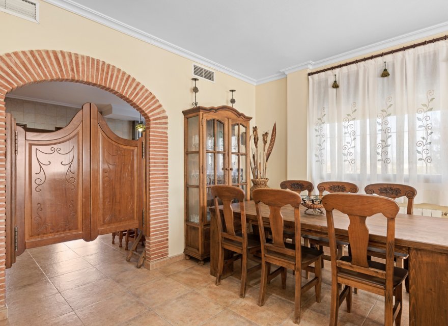 Reventa - Villa - Beniel - Carretera de Beniel