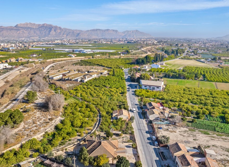 Reventa - Villa - Beniel - Carretera de Beniel