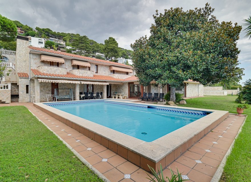 Reventa - Villa - Blanes