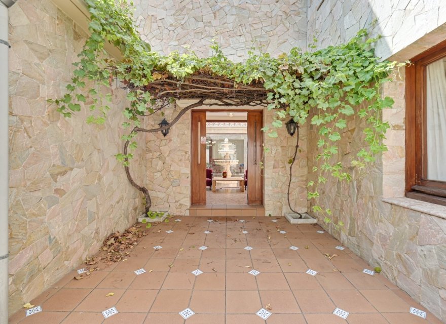 Reventa - Villa - Blanes