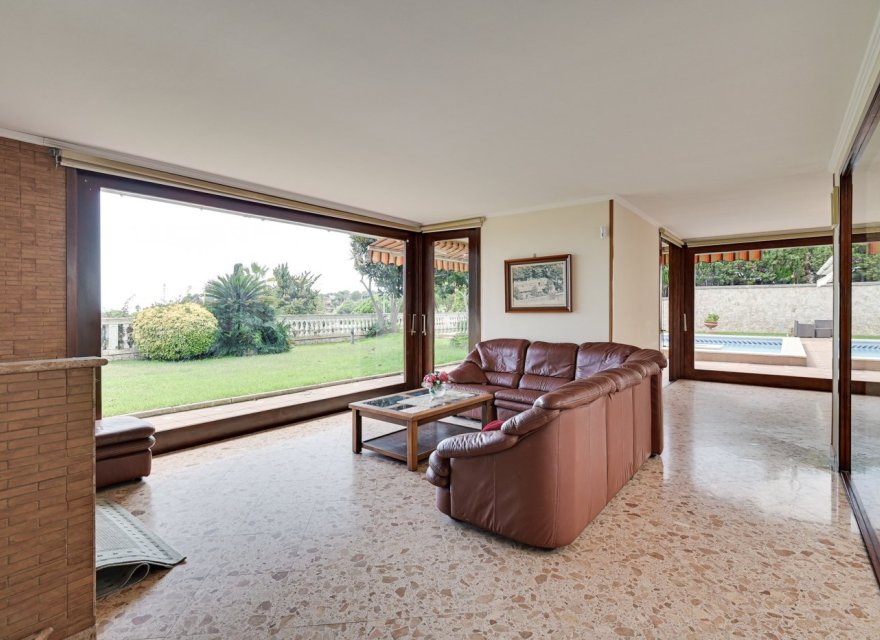 Reventa - Villa - Blanes