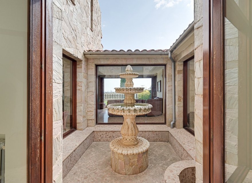 Reventa - Villa - Blanes