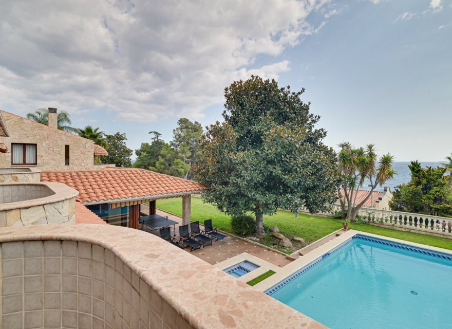 Reventa - Villa - Blanes